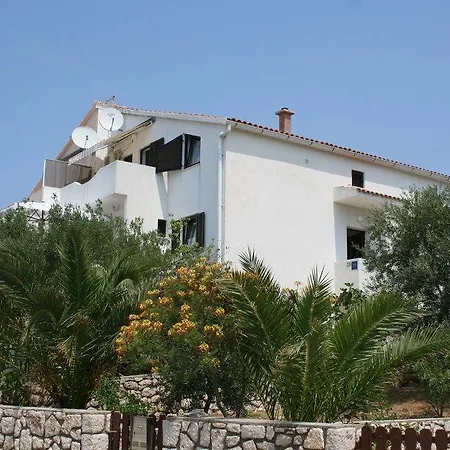 Apartment Apartments With A Parking Space Mandre, Pag - 6546 *